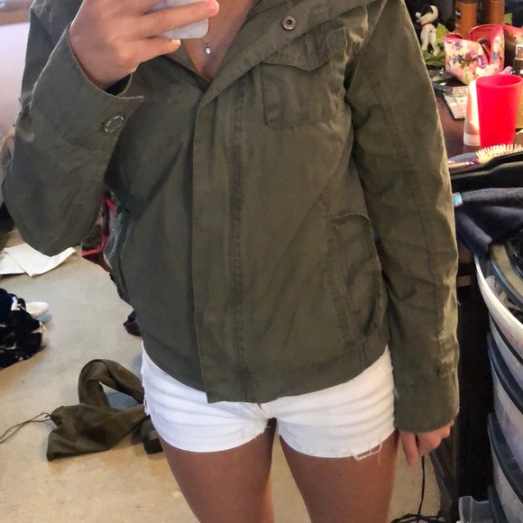 Army green hooded bomber - Picture 3 of 3